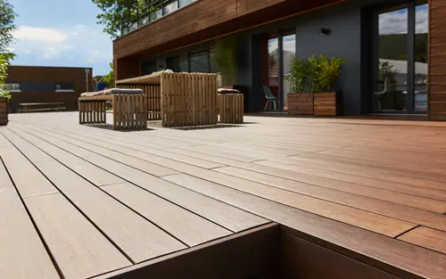Holzterrassen in Wien